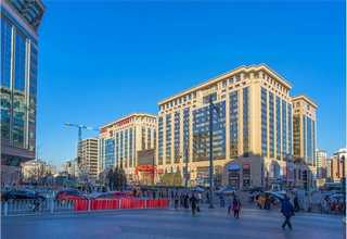 山东胡桃色实木床